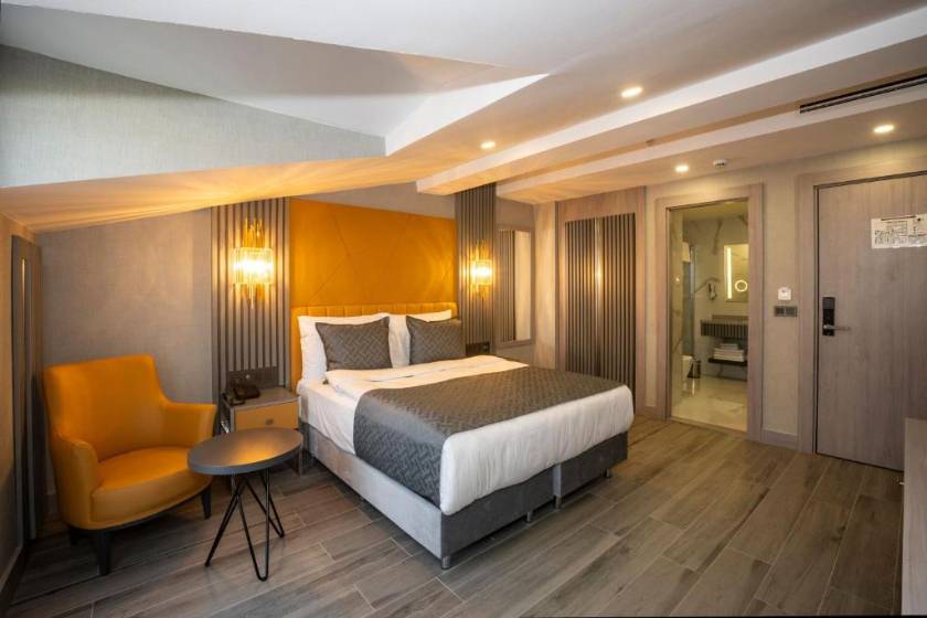 Icon Hotel Bomonti - Deluxe Room