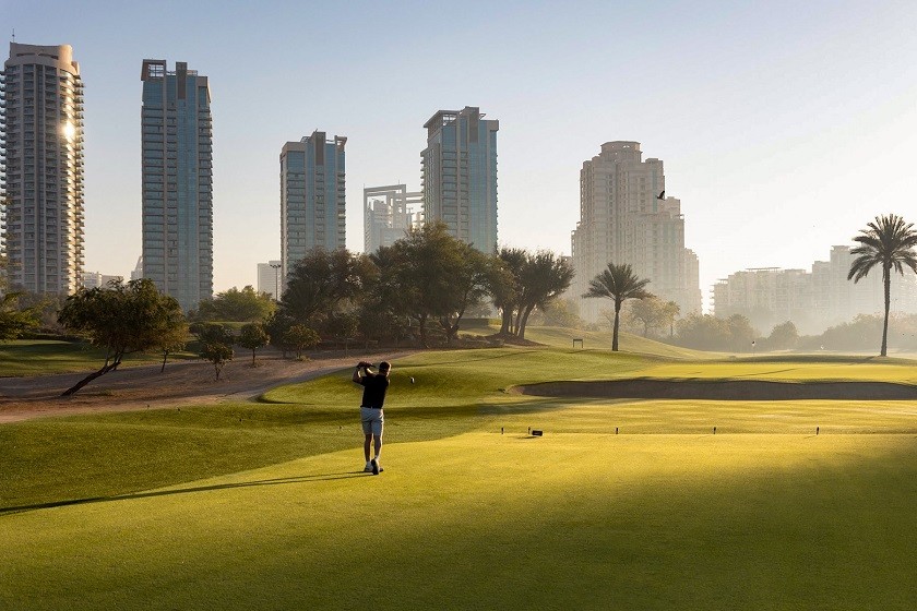 امارات گلف کلاب دبی. منبع عکس گوگل مپ. عکاس Emirates Golf Club