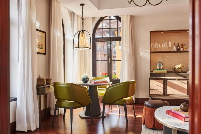 Four Seasons Hotel Istanbul at Sultanahmet Istanbul - Pasha One-Bedroom King Suite