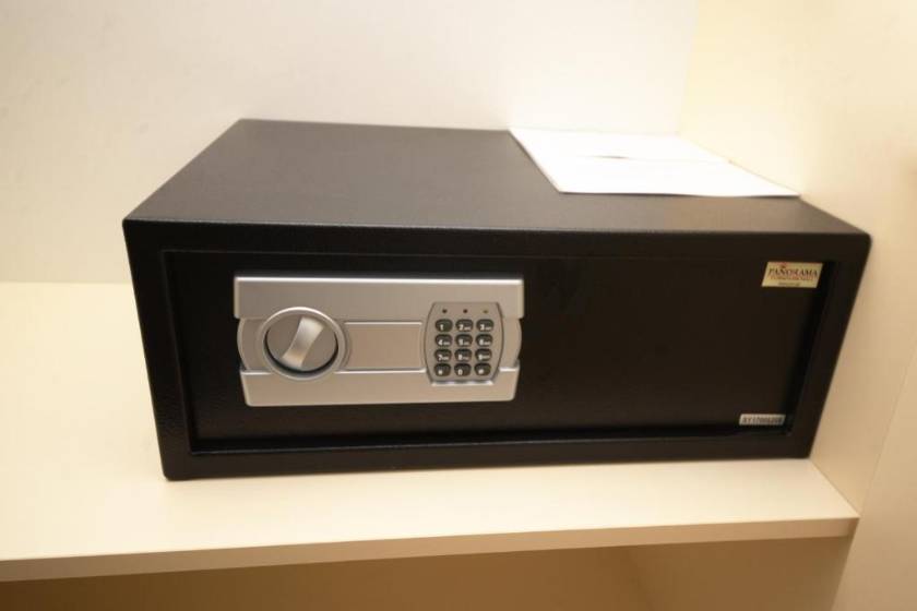 Beachfront Bellevue Residence Suites - Studio with Sea View