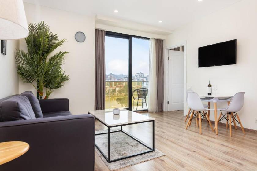 Beachfront Bellevue Residence Suites - Superior Suite with Sea View