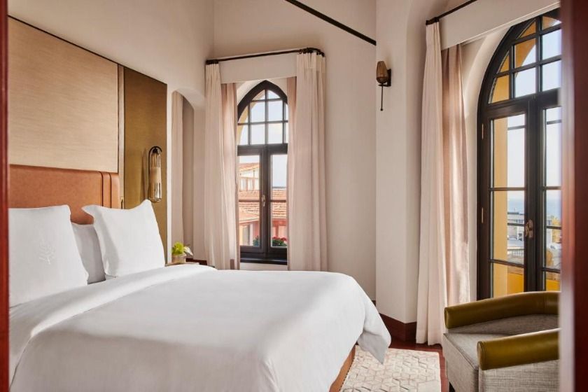 Four Seasons Hotel Istanbul at Sultanahmet Istanbul - Pasha One-Bedroom King Suite