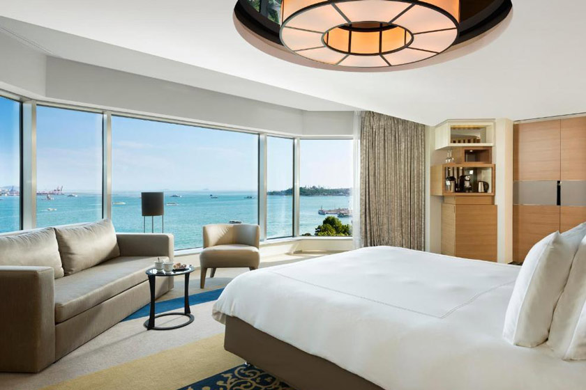 Swissotel The Bosphorus Istanbul - Swiss Executive Corner King Room with Bosphorus View