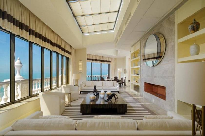 Sheraton Batumi Hotel - Penthouse Suite, Club lounge access