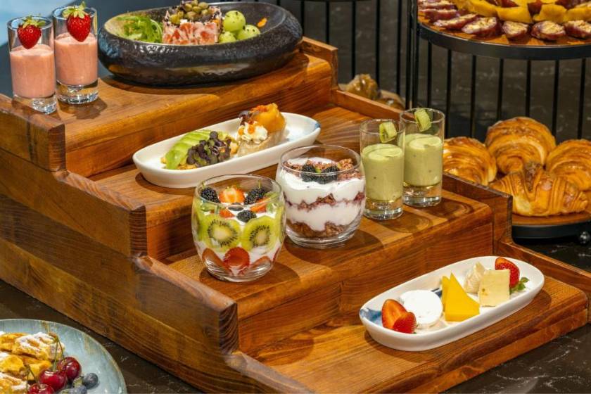 Sheraton Batumi Hotel -  food and drink