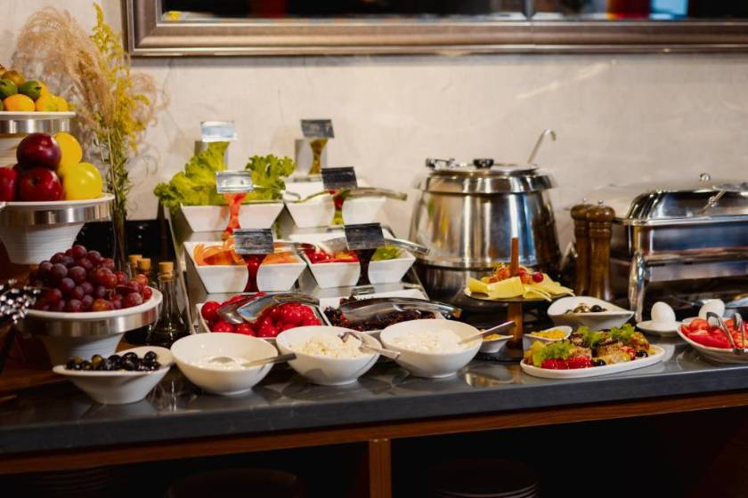 Tapis Rouge Design Boutique Hotel - breakfast