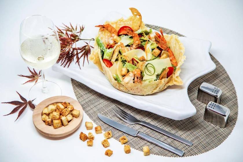 Sheraton Batumi Hotel - food and drink