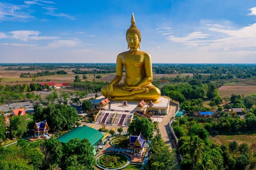 معبد در تایلند. منبع عکس: وبسایت Agoda.Com. عکاس: نامشخص