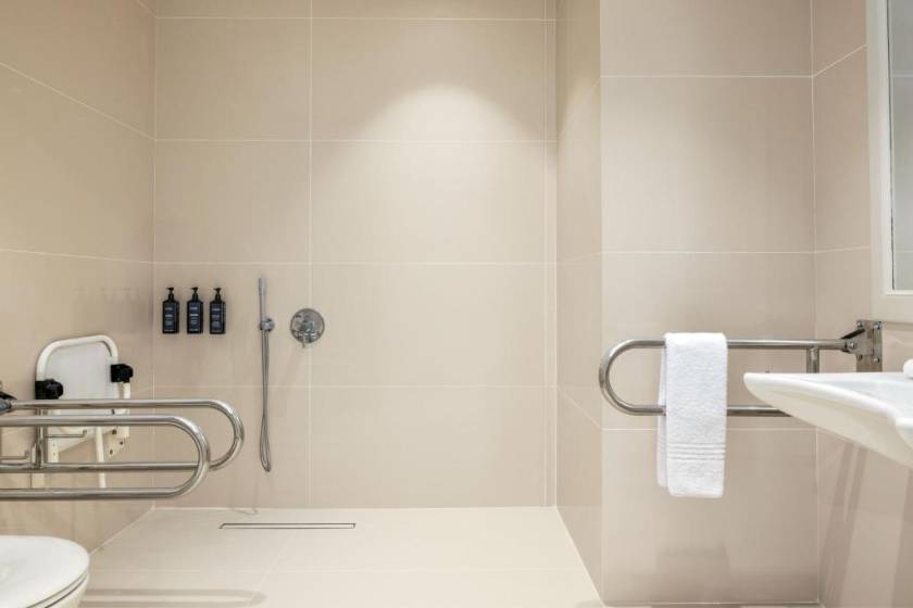 Sheraton Batumi Hotel - Club Twin Room, Club lounge access, Smaller Guest room