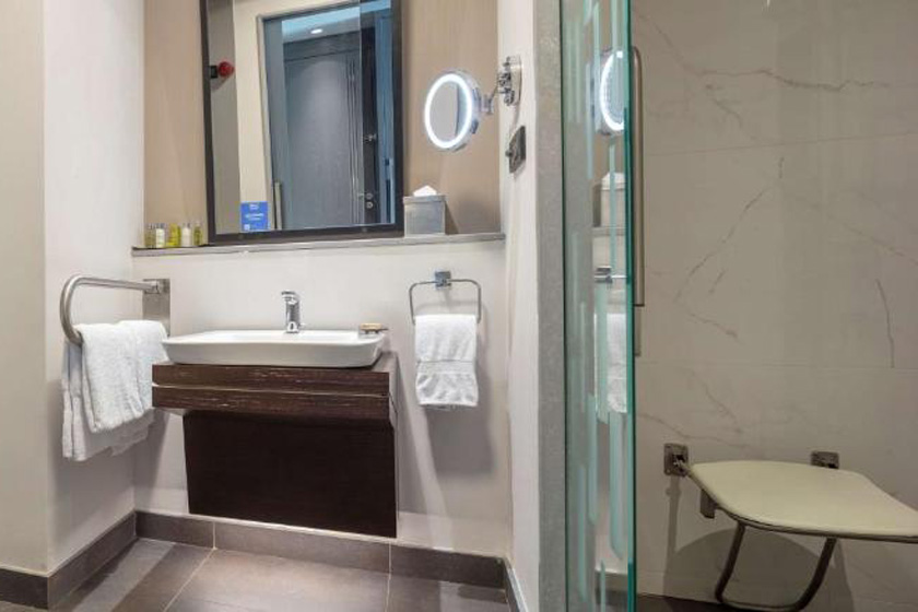 Hilton Istanbul Bakirkoy Istanbul - King Room - Mobility Accessible