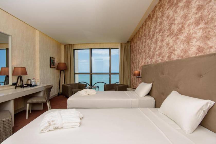 The Grand Gloria Hotel - Twin Room with Sea View