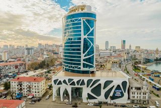 هتل جی آر دبلیو ولموند باتومی