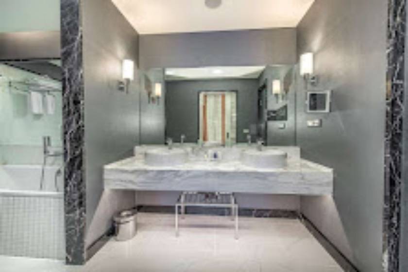 Radisson Blu Hotel Batumi - Standard Room with City View