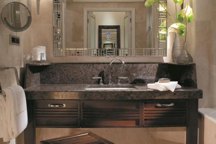 Four Seasons Hotel At The Bosphorus Istanbul - Courtyard room king bed 