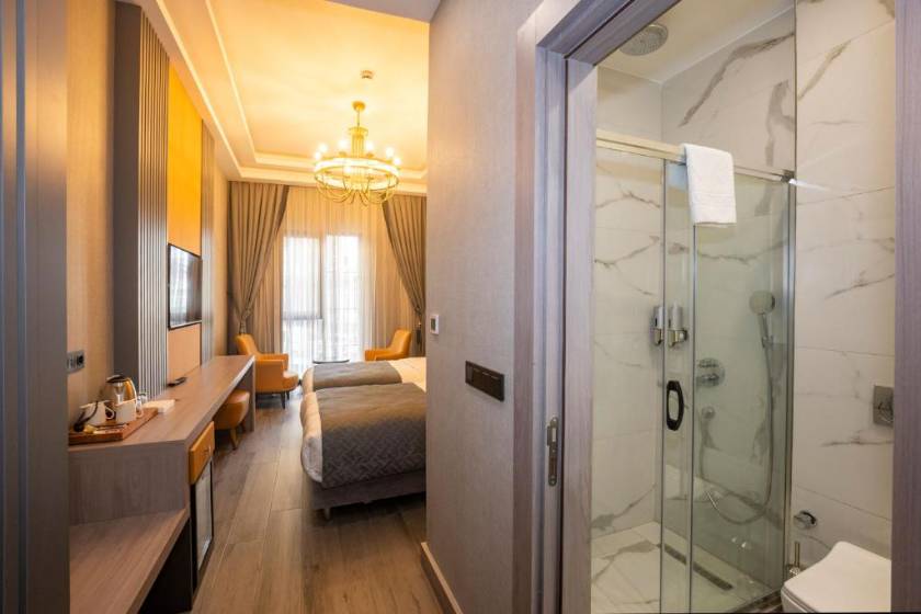 Icon Hotel Bomonti - Superior Twin Room