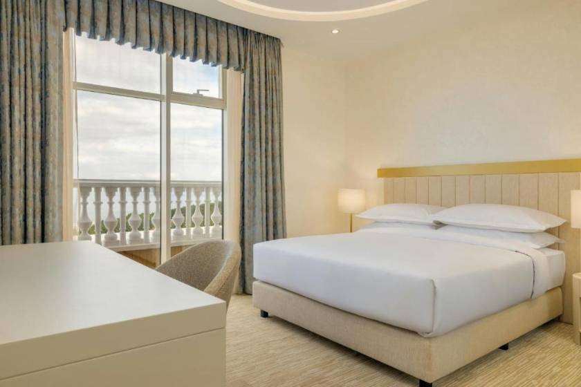 Sheraton Batumi Hotel - Deluxe Room, Guest room, 1 King