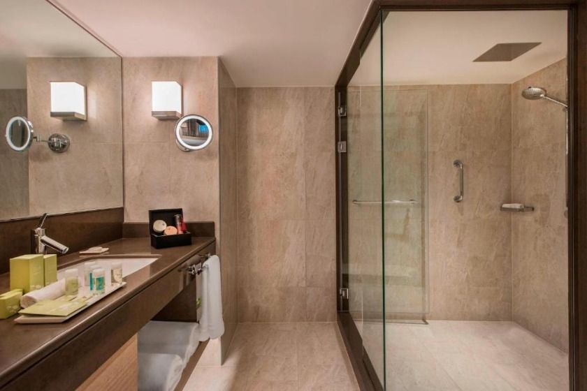 Renaissance Polat Istanbul - Family King Suite