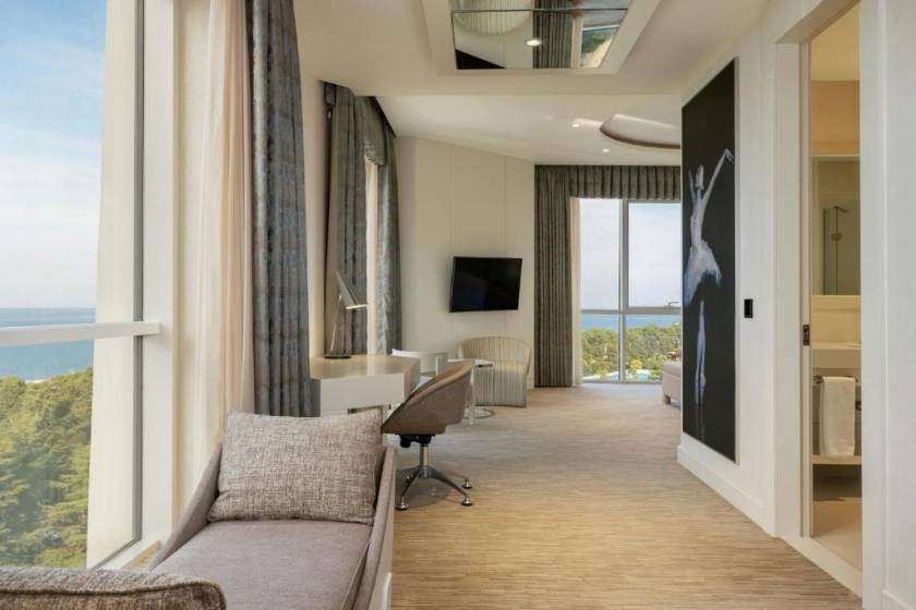 Sheraton Batumi Hotel - Executive Room, Larger Guest room, 1 King, Corner room