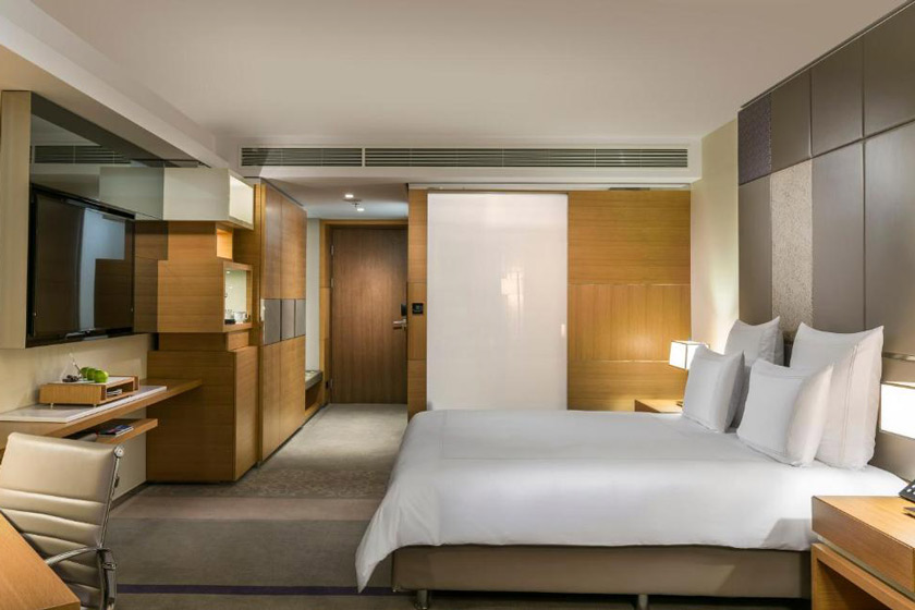 Swissotel The Bosphorus Istanbul - Swiss Executive King Room with Bosphorus View and Lounge Access