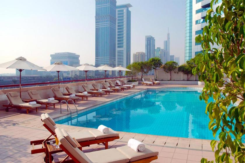 Millennium Plaza Downtown Dubai - Deluxe Room with Sheikh Zayed Road View