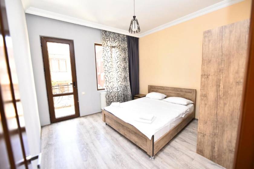 Hotel Phaliashvili - Two-Bedroom Apartment