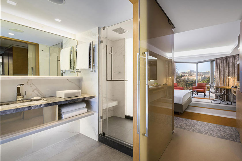 Swissotel The Bosphorus Istanbul - Swiss Advantage King Room with Garden View