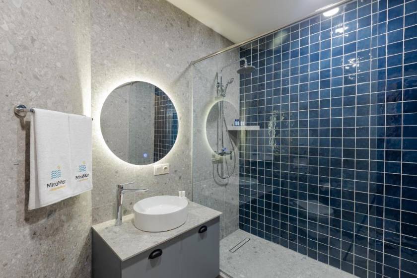 MiraMar Luxury Residences - Junior Suite