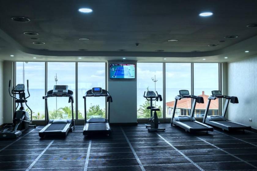 Colosseum Marina Hotel -  fitness center