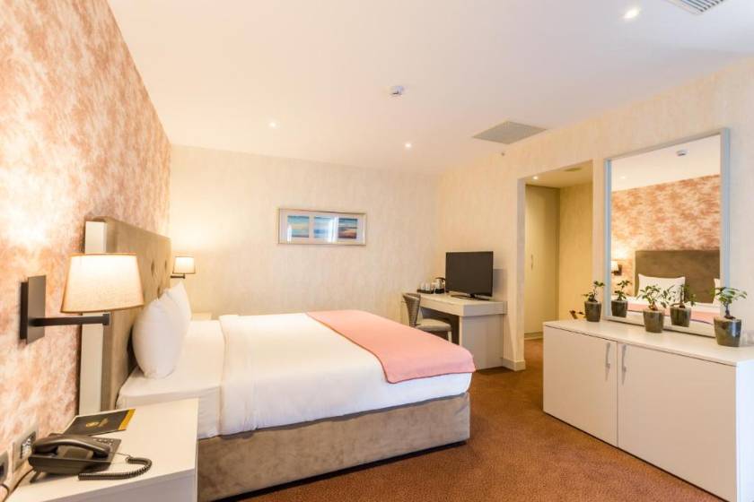 The Grand Gloria Hotel - Double Room with Sea View