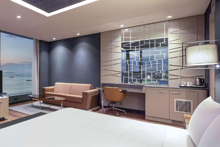 Hilton Istanbul Bakirkoy Istanbul - Corner Room