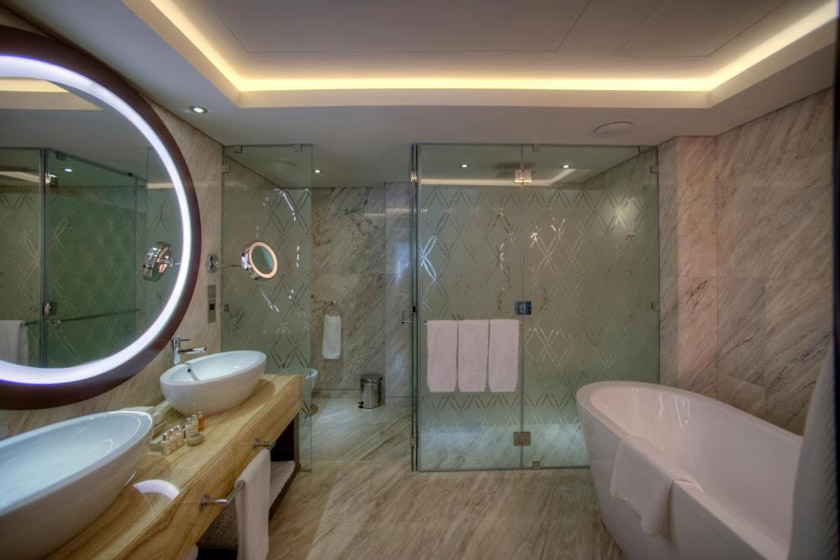 Crowne Plaza Dubai Deira Dubai - Presidential King Suite - Smoking