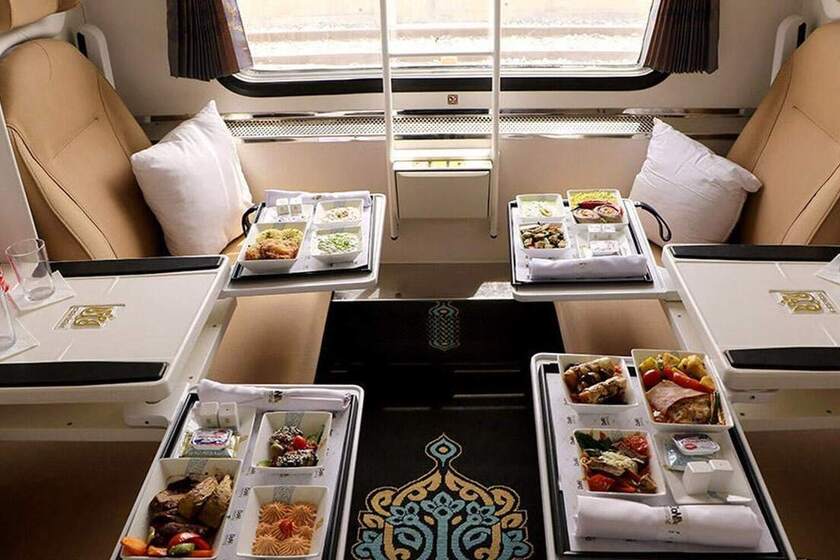 قطار ۵ ستاره