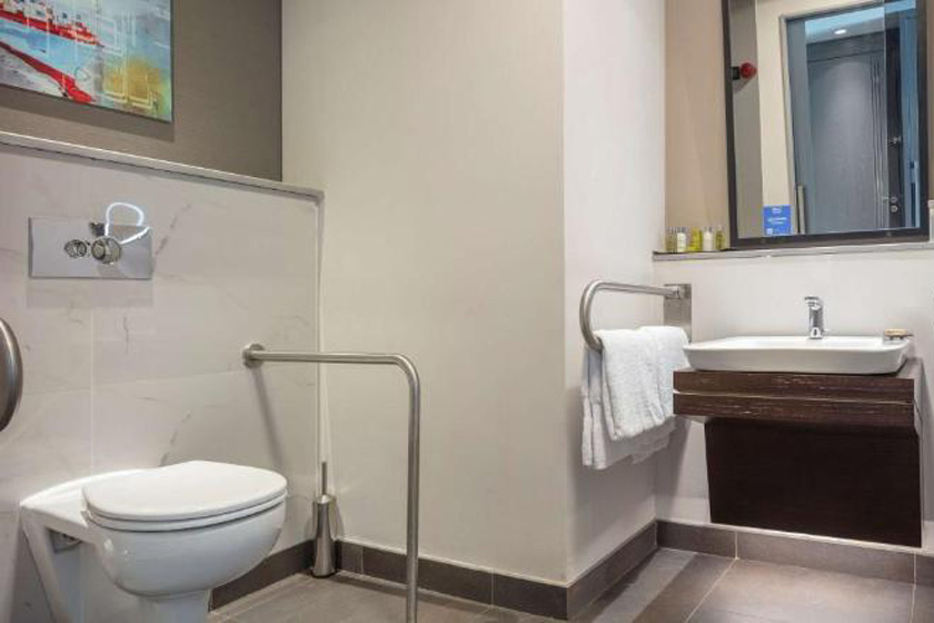 Hilton Istanbul Bakirkoy Istanbul - King Room - Mobility Accessible