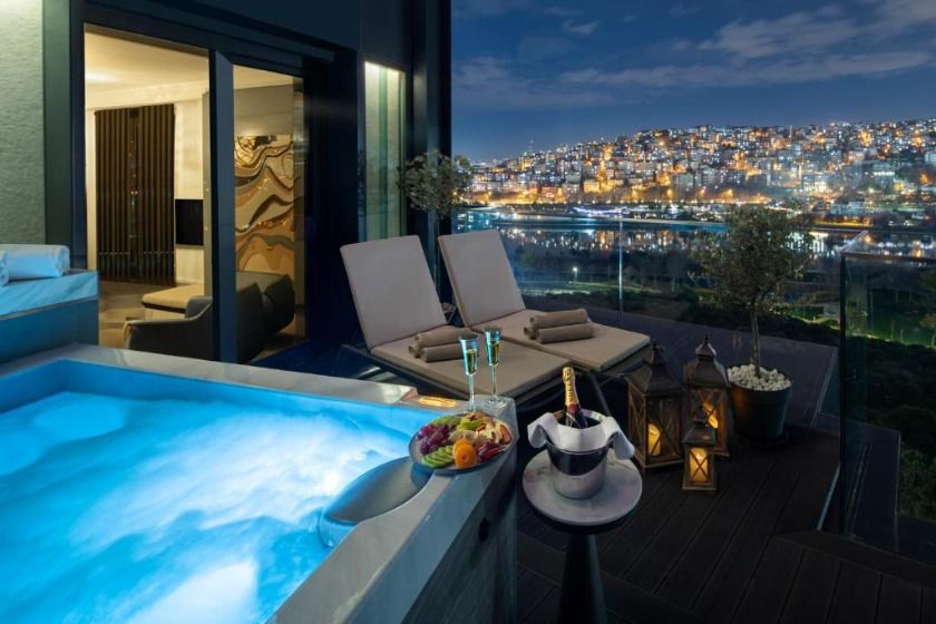 Movenpick Istanbul Hotel Golden Horn Istanbul - Golden Horn Suite King