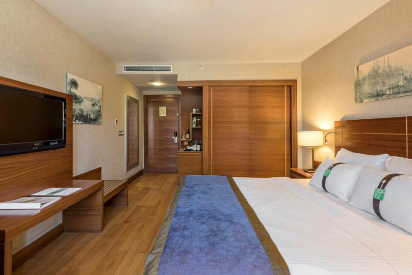 Holiday Inn Sisli Hotel Istanbul - Deluxe King Room - Non-Smoking