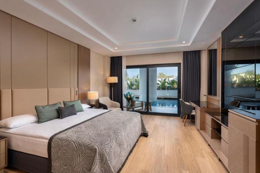 Miracle Resort Hotel Antalya - Family Swim Up Suite