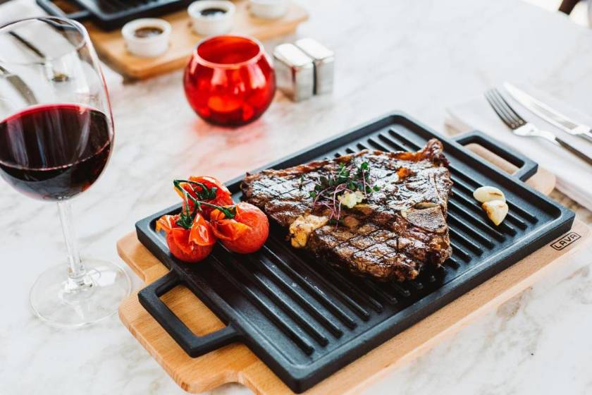 Sheraton Batumi Hotel - food and drink