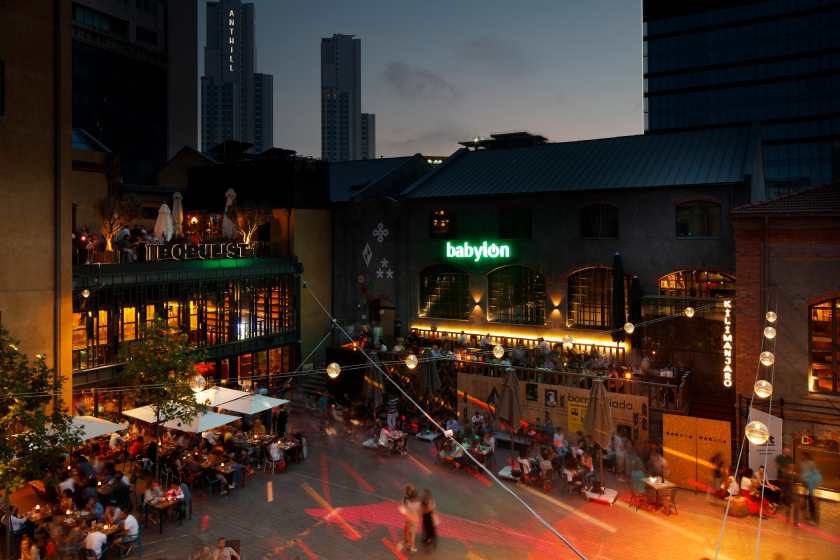 بازار محلی بومونتی