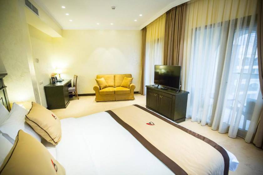 Colosseum Marina Hotel - Executive Suite