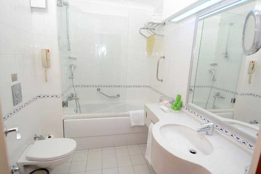 Holiday Inn Istanbul City - Deluxe Queen Suite