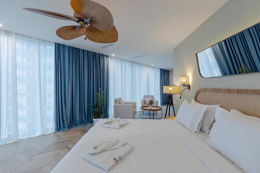 MiraMar Luxury Residences - Junior Suite