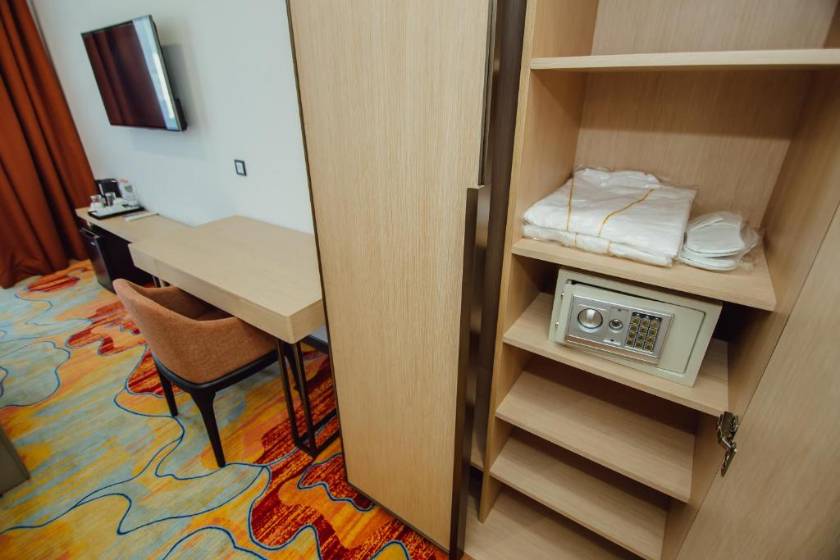 Graphic Hotel Batumi - Superior Twin Room