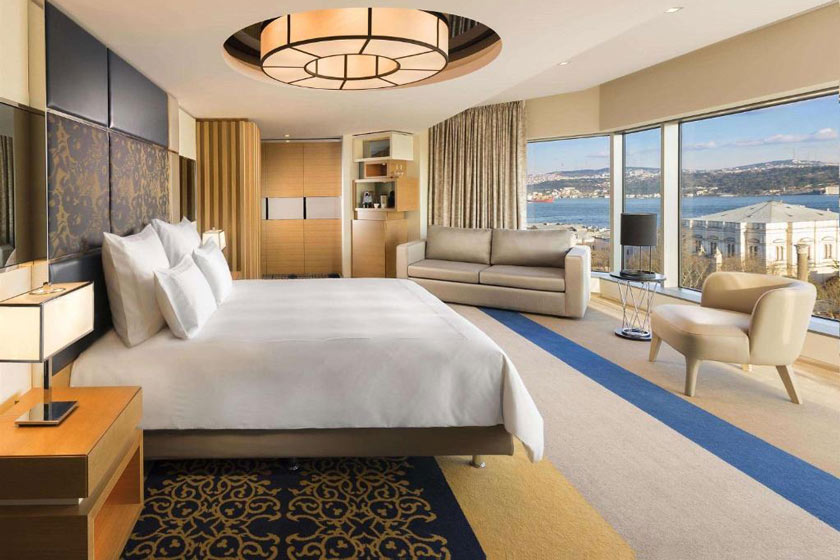 Swissotel The Bosphorus Istanbul - Swiss Executive Corner King Room with Bosphorus View