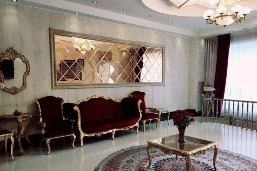 هتل آپارتمان معین درباری مشهد - لابی