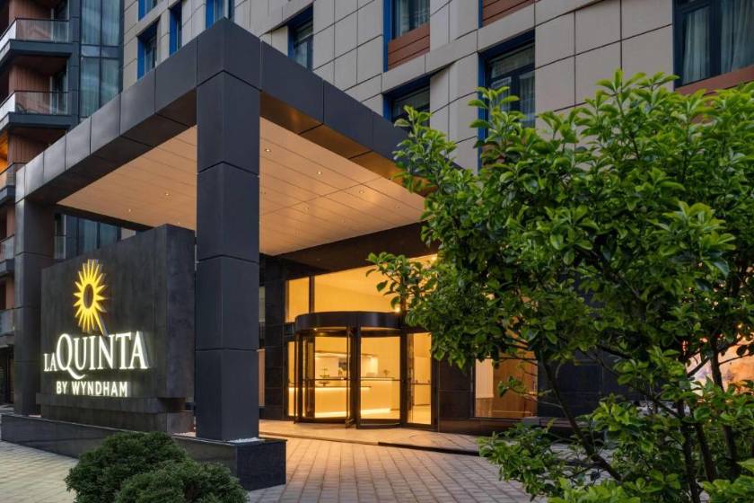 La Quinta by Wyndham Batumi - facade