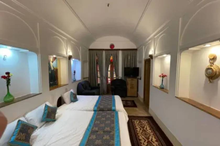 هتل سنتی مهر یزد - اتاق سه تخته