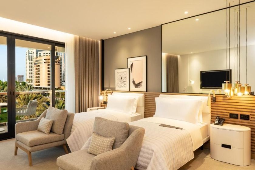 Le Royal Meridien Beach Resort & Spa Dubai - Royal Club Sea View, Guest Room, 2 Twin