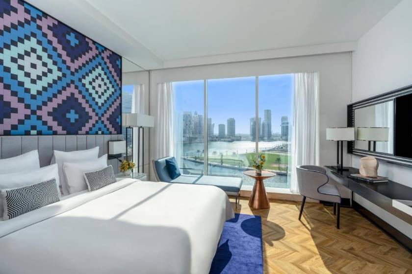Pullman Dubai Downtown - Deluxe King Room with Canal View