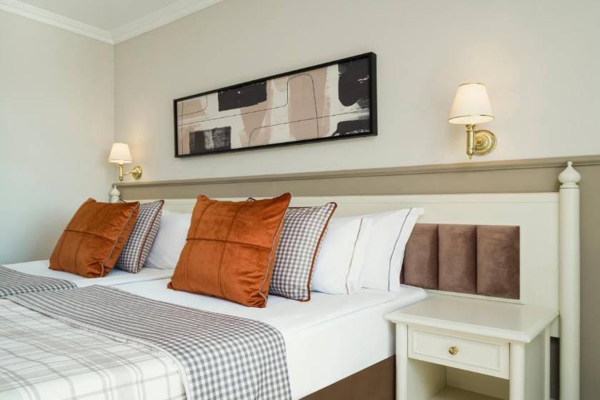 Kremlin Palace - Superior Double Room (2 Adult + 2 Children)