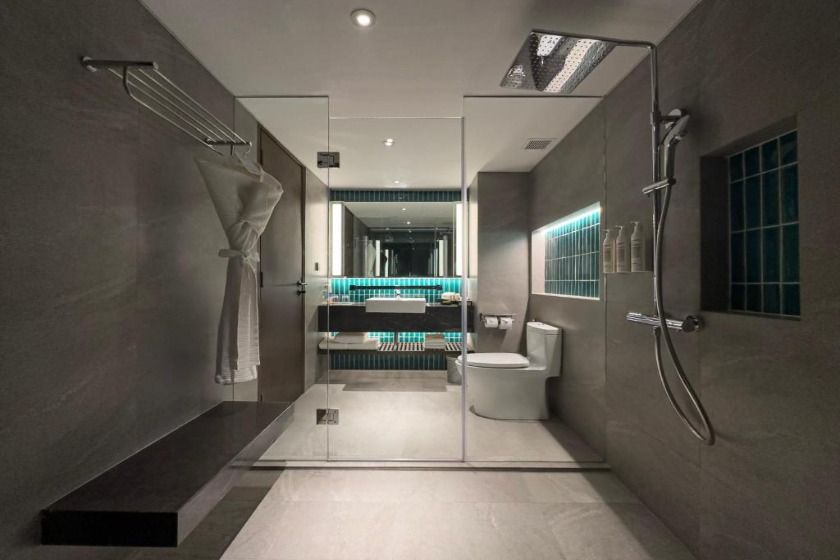 Le Meridien Phuket Beach Resort  Phuket - Premium Room, 2 Twin bed, with Pool view